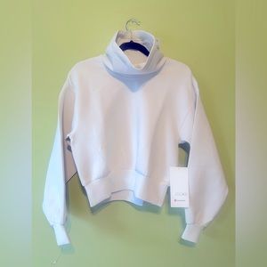 Lululemon Full Flourish Pull Over Size 2 NWT